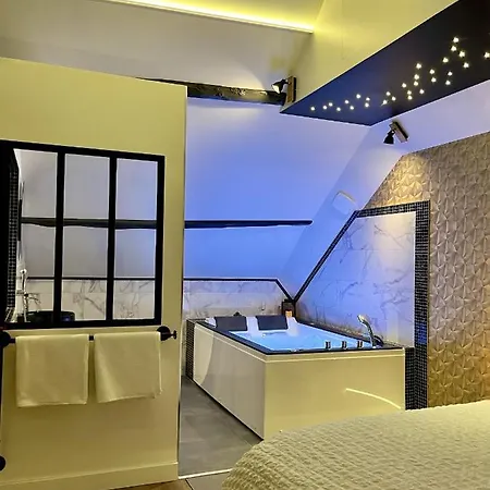 L'Intemporel Eclipse Suite Spa Privatif Motel para Casais Champagne-sur-Oise